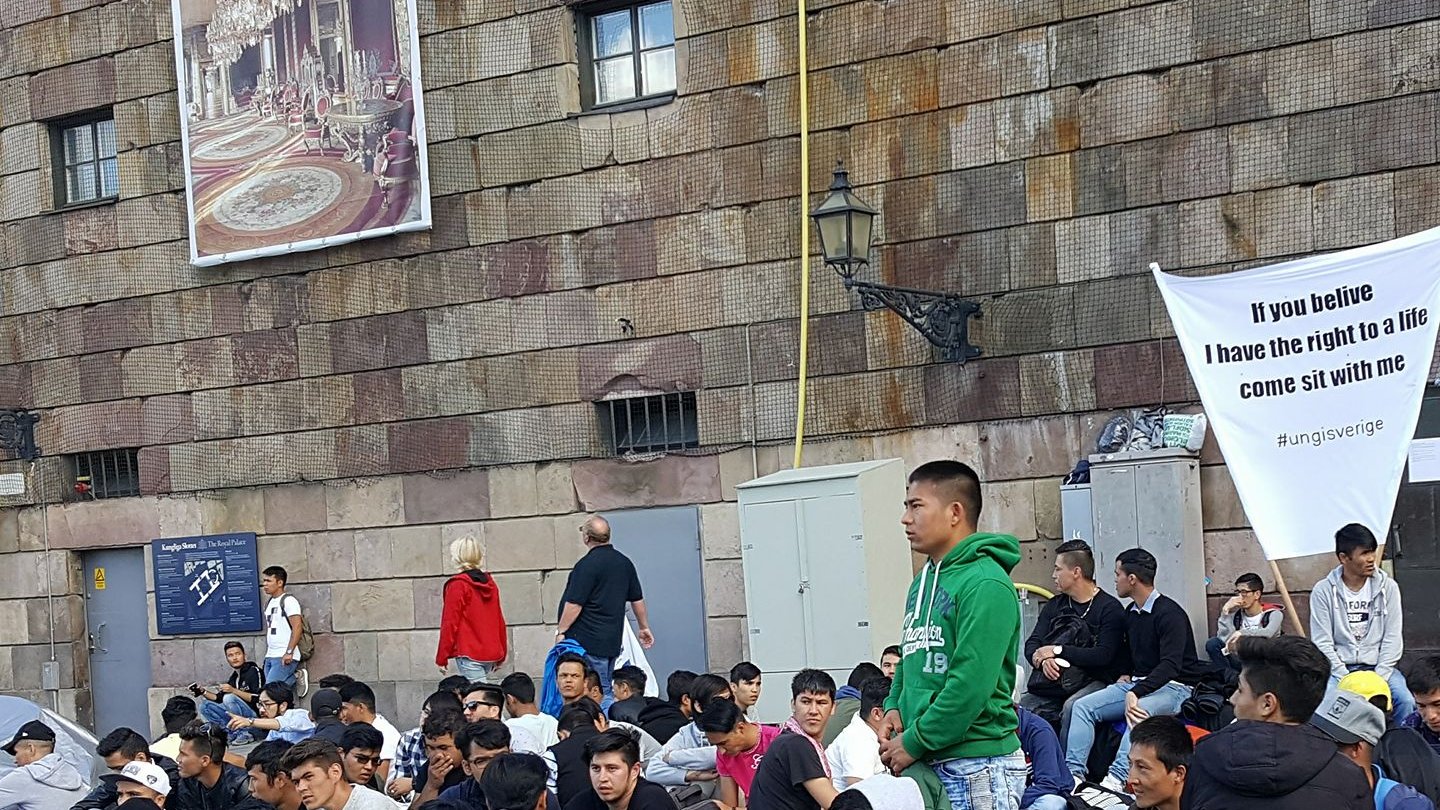 اعتصاب پناهجویان افغانستانی مقابل پارلمان سویدن