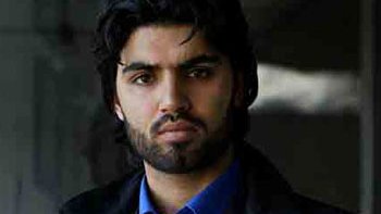 Hold up, boy!