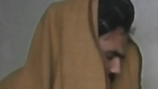 گفتگوی مخفیانه کرزی با برادر تروریست حقانی، در همراهی با استخبارات پاکستان