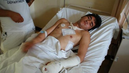 Afghan Refugees attacked by "Nazi Skins" gang in Athens 