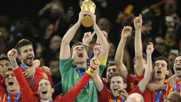 عکس هایی از دیدار نهایی جام جهانی فوتبال و قهرمانی اسپانیا