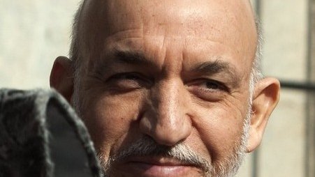 كلاه جنباندنش بی گپ نبوده