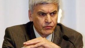 نامه های سایر وزرا و حامد کرزی را چه کسانی کنترل می کنند؟