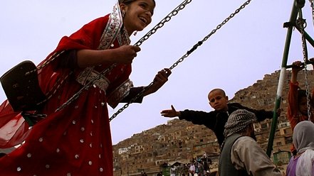 کودکان از تعطیلاتشان لذت می برند!