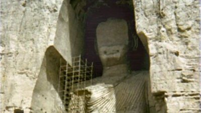 Taliban Fire on the Buddhas of Hazaristan in Bamyan