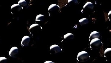 مشکل اصلی تامین امنیت توسط نیروهای افغانستان: جابجایی و مسلح سازی تروریستان در قالب نیروهای دولتی