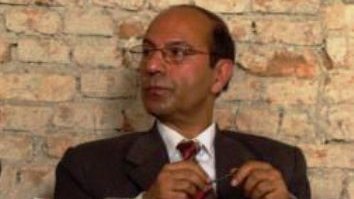 راست و دروغ مالی مقامات افغانستان: سید مخدوم رهین