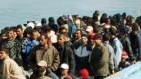 در اثر درهم شکستن قایق پناهجویان سه نفر کشته شد