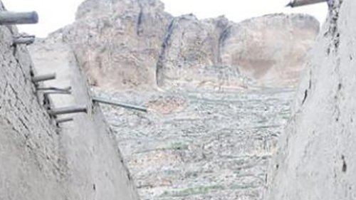 کودکان در مزار شریف و جلال آباد