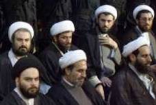 منكر حقايق نشويم؟
