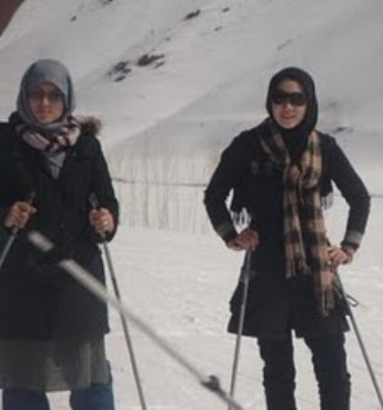 برای اولین بار اسکی بازی زنان در بامیان 