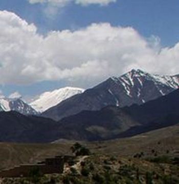 چرا به ملک خود نميايی؟ 