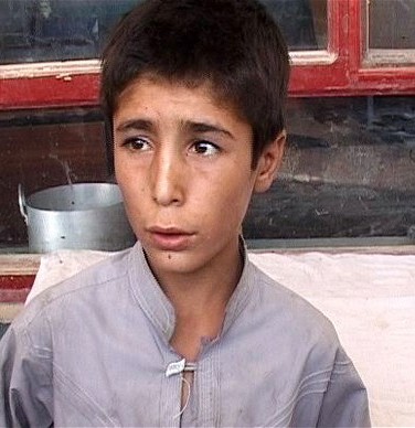 به این کودک انتحاری افغان گفته شده پس از انتحار خود وی کشته نمی شود