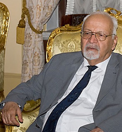 کرزی پدر تئوری فاشیسم سلیمان لایق را در آکادمی علوم حفظ کرده است!