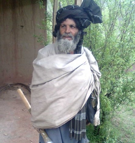 مناطق مختلف افغانستان توسط کوچی ها با همکاری دولت و طالبان نا امن می شود