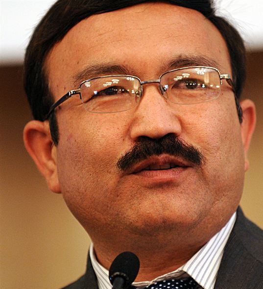 راست و دروغ مالی مقامات افغانستان: داود علی نجفی