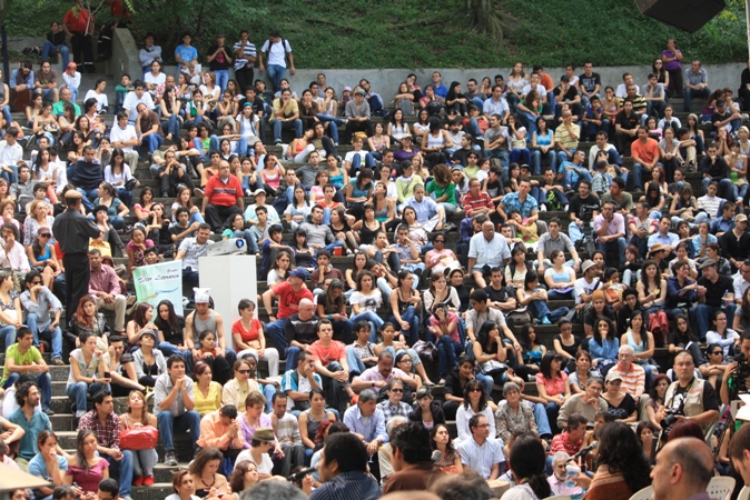 Forces of World Poetry for Peace in Colombia